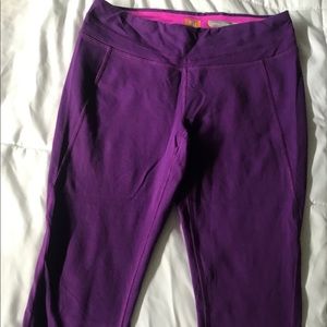 2 Pair Lucy Hatha Collrction Capri Legging